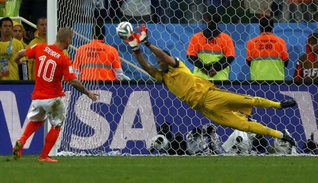 
    Sergio Romero a parat şuturile olandezilor  