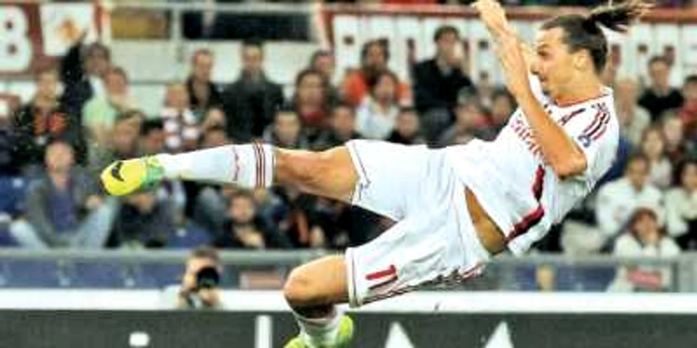 Zlatan Ibrahimovici e un fotbalist complet, care, pe lângă faptul că marchează pe bandă, asigură şi spectacolul, atunci când se află pe teren  