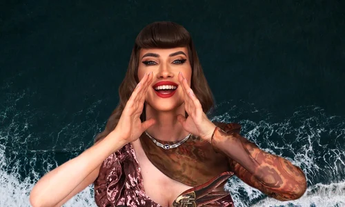 iulia albu rochie cu sirena atasata editia 4 splash vedete la apa sezonul 5 jpeg