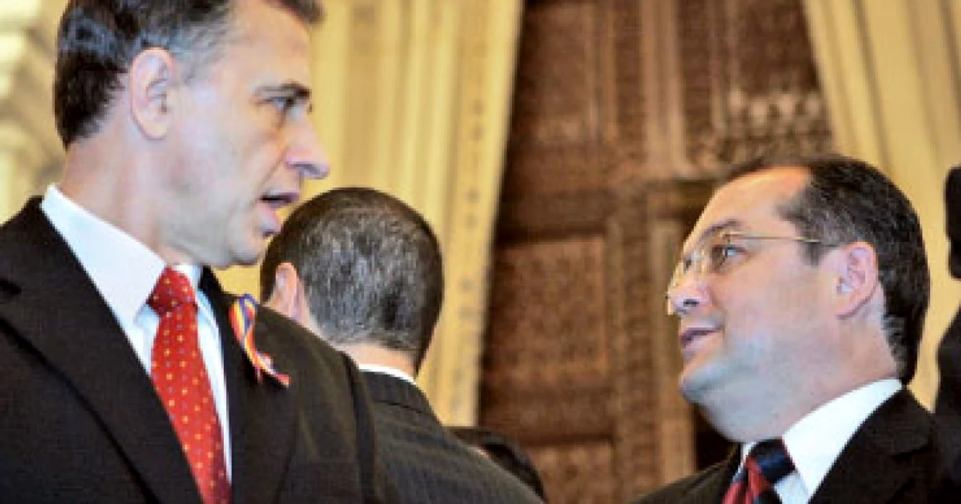 Geoană: "Este nevoie de o dezbatere serioasă în Parlament pe Legile Educaţiei"