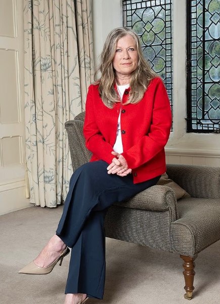 o-mam-ndurerat-dup-pierderea-unicului-copil-a-murit-prin-sinucidere-asistat-n-elve-ia-cazul-a-st-rnit-dezbateri-aprinse-n-marea-britanie