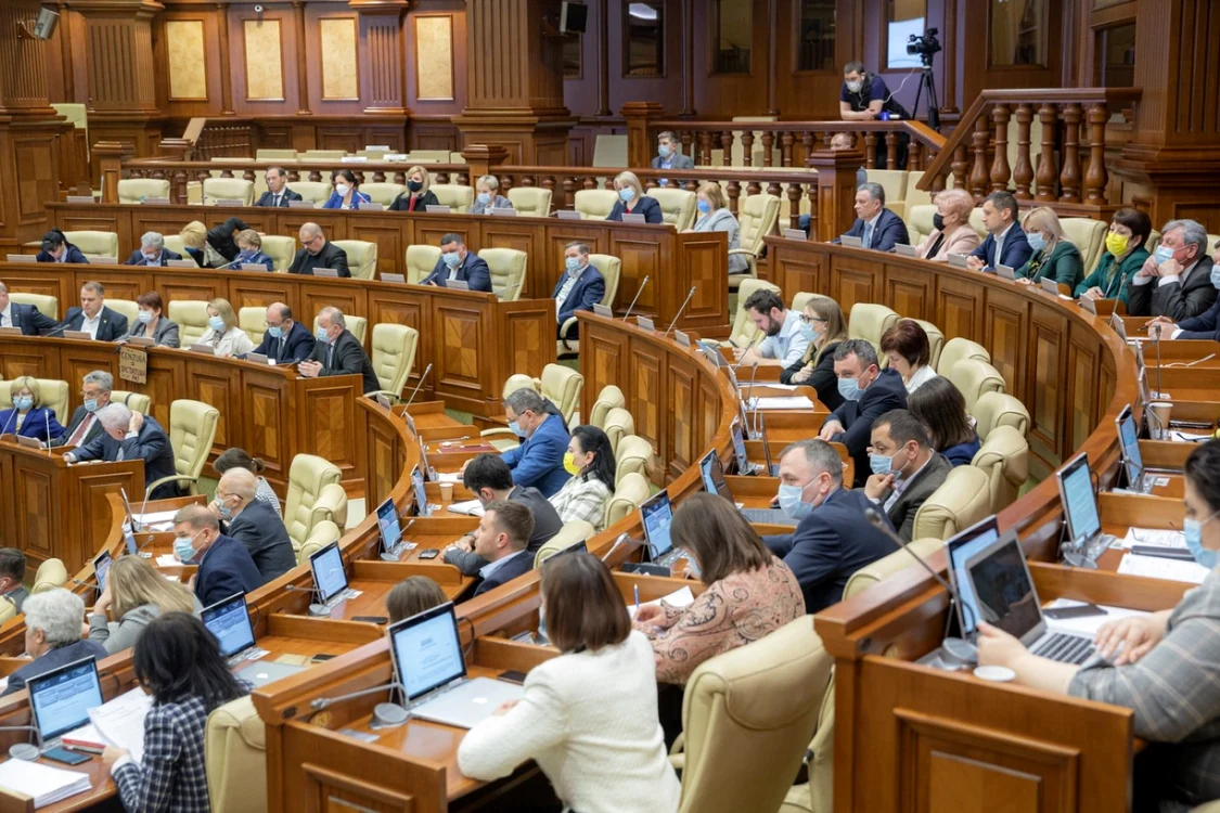 Parlament Moldova
