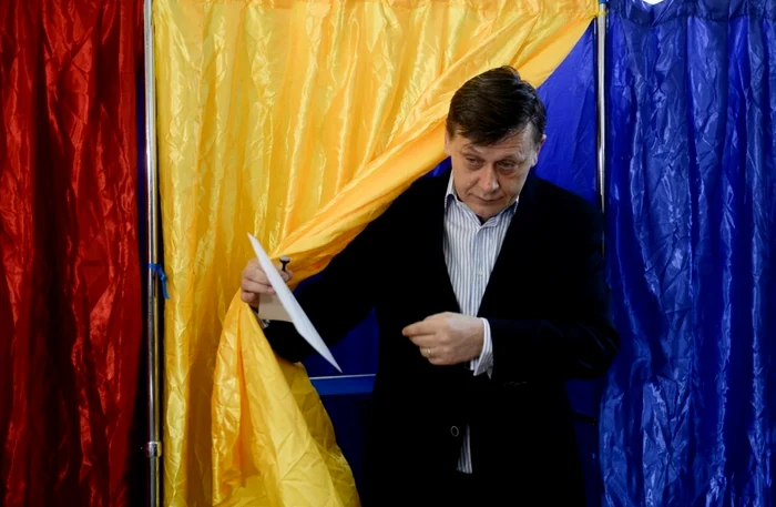 Crin Antonescu a vorbit despre candidatura sa la prezidențiale Foto: Arhivă