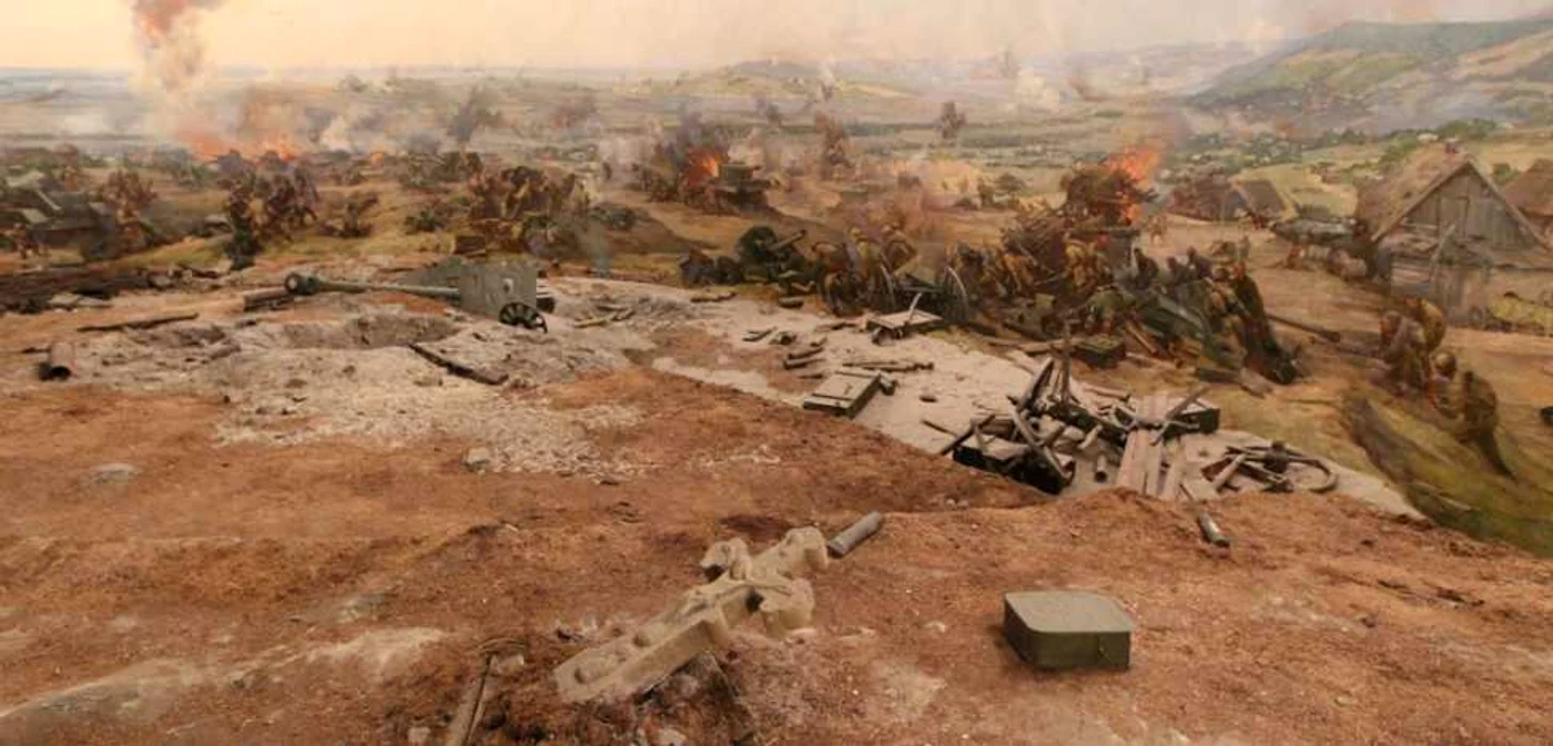 Diorama de la Muzeul Naţional de Istorie a Moldovei ce redă luptele duse lângă un sat basarabean în timpul celui de-al Doilea Război Mondial. FOTO Tudor Iovu