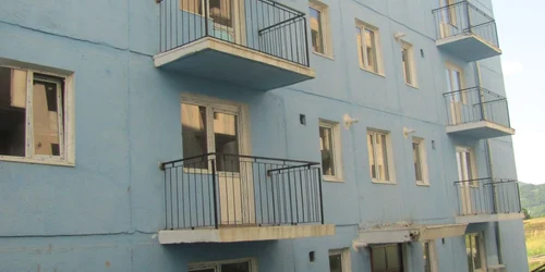In blocul pentru sinistrati de la Copsa nu s-a mutat nimeni
