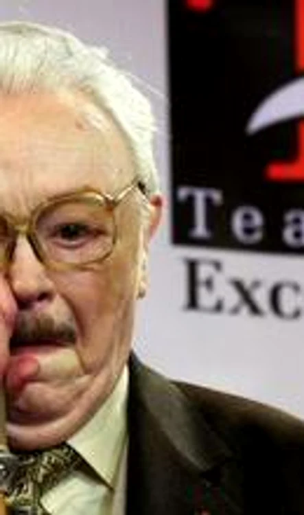 
    Perchezițiile vizează și sediul Asociației Nevăzătorilor din România  