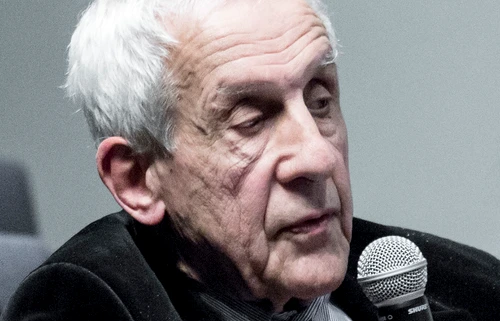 Kenneth Frampton (foto: wikimedia commons)