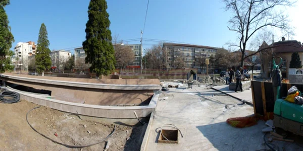 Încet-încet, noul scuar al Consiliului Judeţean Olt capătă o nouă imagine