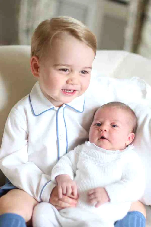 Prințul George fură privirile tuturor la toate evenimentele la care ia parte familia regală a Marii Britanii.foto:Getty