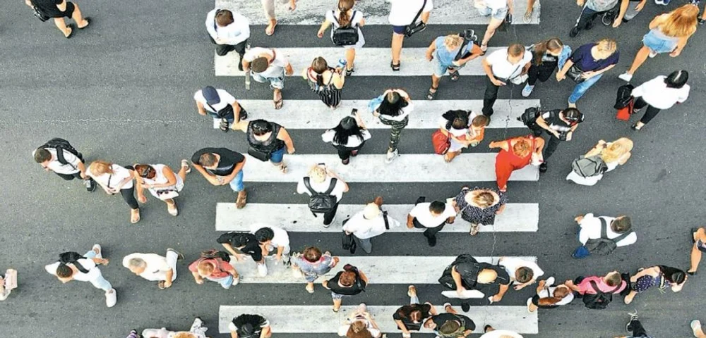 Ce cred românii despre UE: Suveranitatea națională e limitată, dar viața se îmbunătățește | Sondaj