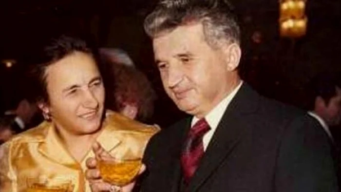 
    Desertul preferat al Elenei Ceaușescu era coliva ornată cu bomboane fondanteFOTO: adevarul.ro  