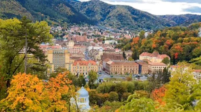 Brașovul, un oraș pitoresc din România FOTO: Arhivă