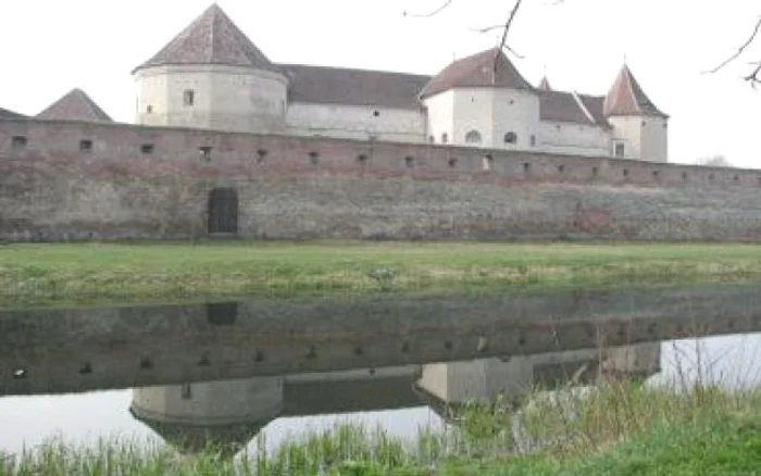 Braşov: Monumentele istorice din Braşov şi Sibiu, promovate la televiziunea naţională