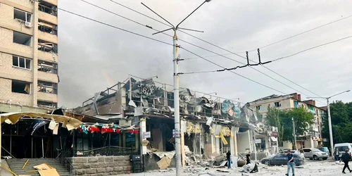 Atac cu rachete rusesti asupra unui restaurant din Kramatorsk FOTO Twitter jpg
