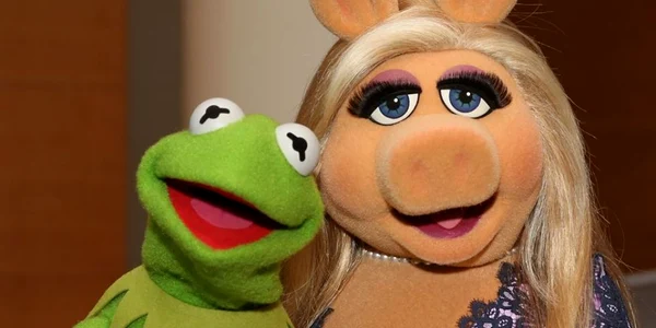 Kermit si Miss Piggy foto facebook/Miss Piggy