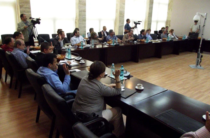 Consilierii judeţeni au adoptat joi preluarea centrului de agrement de la Fişici