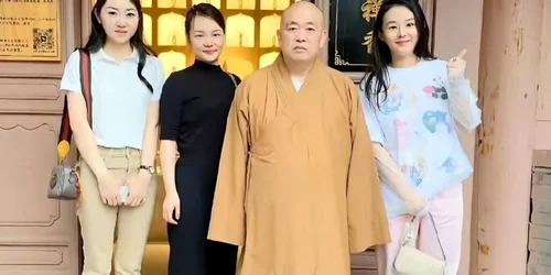 Shi Yongxin calugar jpg