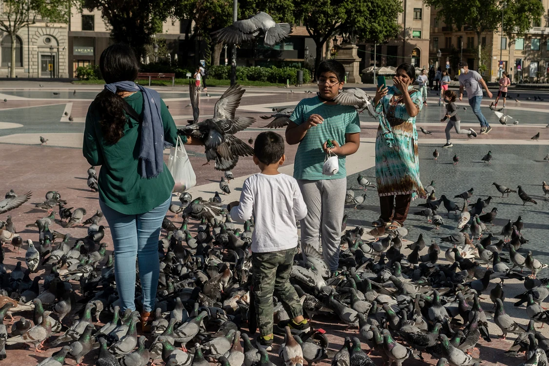 Spaniolii încep să se bucure de plimbările în aer liber
