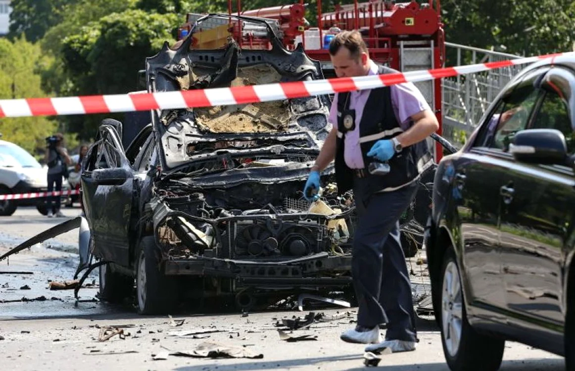Autorităţile intervin după o explozie în care a fost ucis ofiţerul Maksim Şapoval FOTO Arhivă