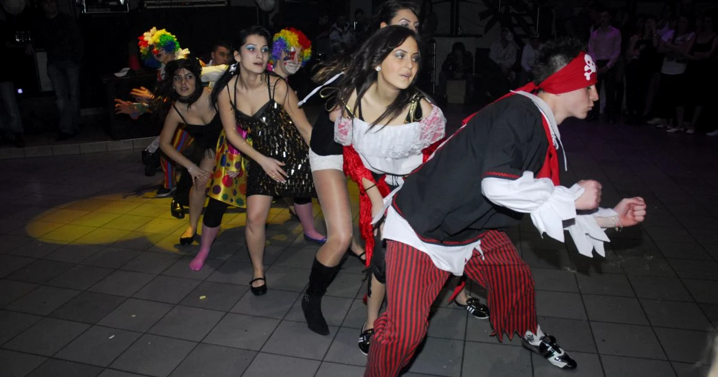 Balul Balurilor, la No Problem