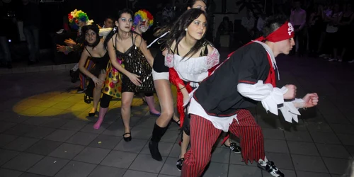 Balul Balurilor, la No Problem