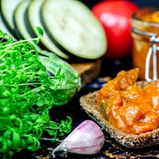 Zacusca de legume cu fasole  Sursa foto shutterstock 1498884521 jpg