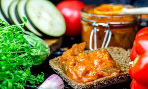 Zacusca de legume cu fasole  Sursa foto shutterstock 1498884521 jpg
