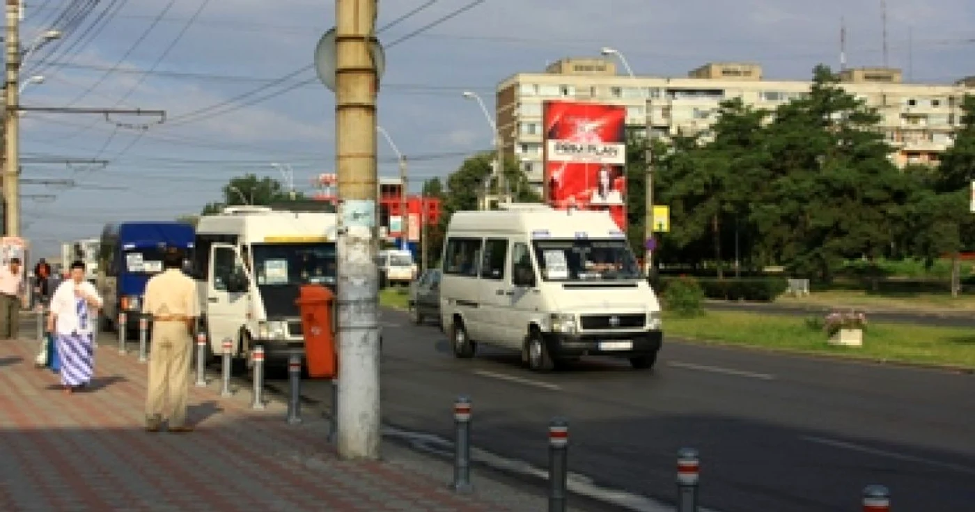 Galaţi: Gălăţenii au ajuns bătaia de joc a transportatorilor privaţi
