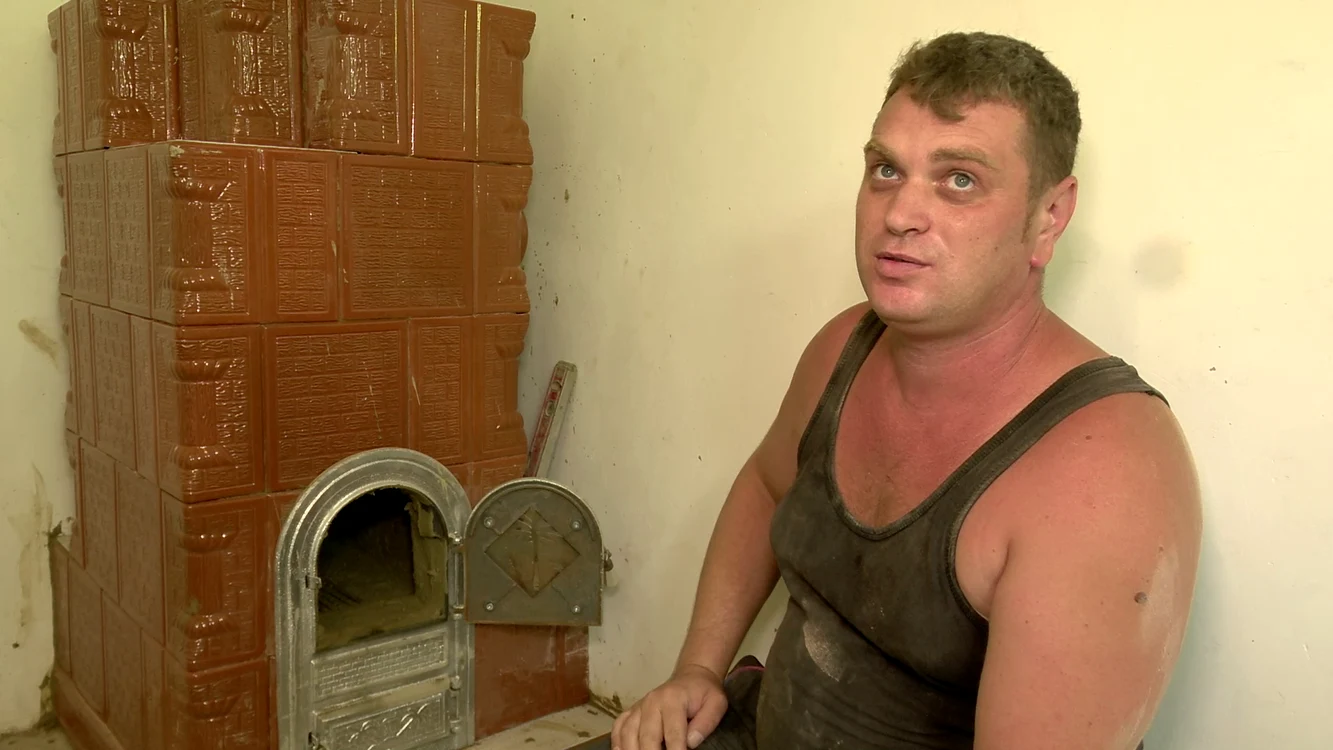 Dorin are experiență de peste 15 ani în meserie. FOTO Iulian Bunilă