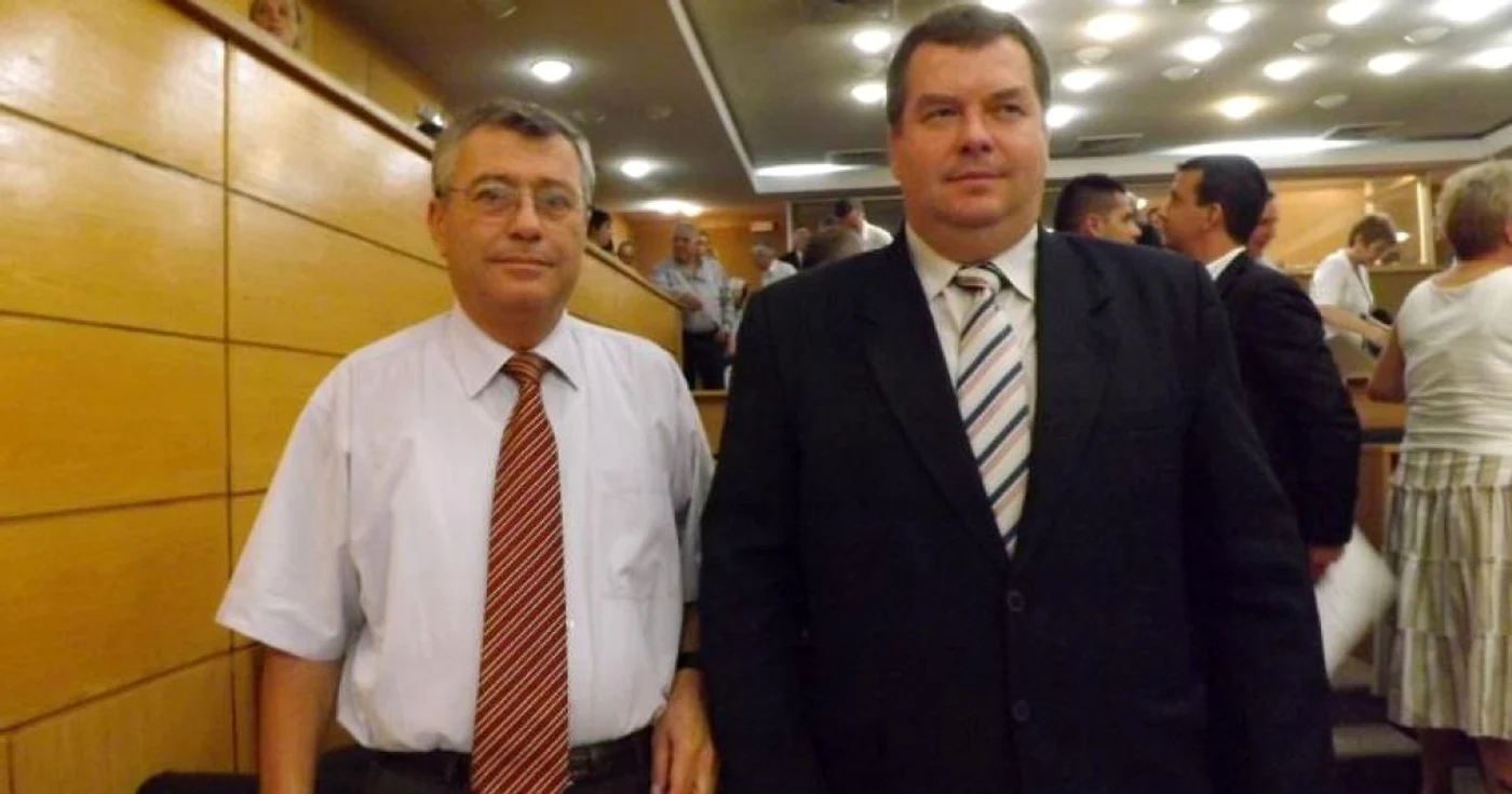 Ion Ştefan(stânga) şi Bogdan Georgescu, noii vicepreşedinţi ai Consiliului Judeţean Călăraşi