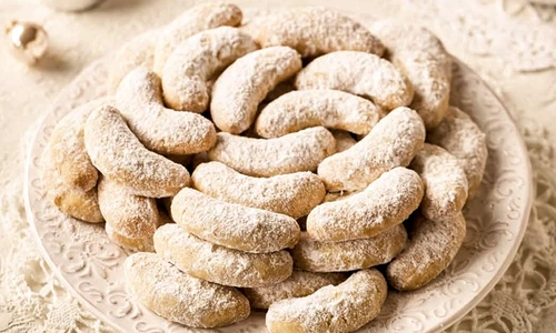 cornulete cu vanilie jpg