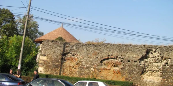 cetatea bathory