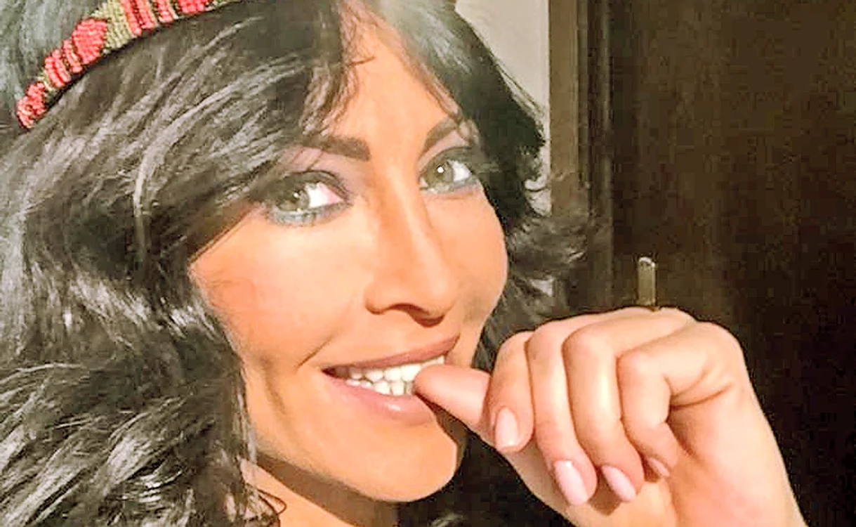 
    Mihaela recunoate îns c a  învat meserie de la Florin,  la debutul ei în televiziune  