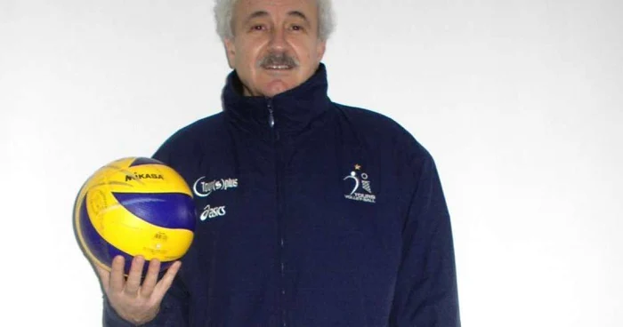 Craiova: Petrică Stancu şi-a descoperit în liceu pasiunea pentru sport.