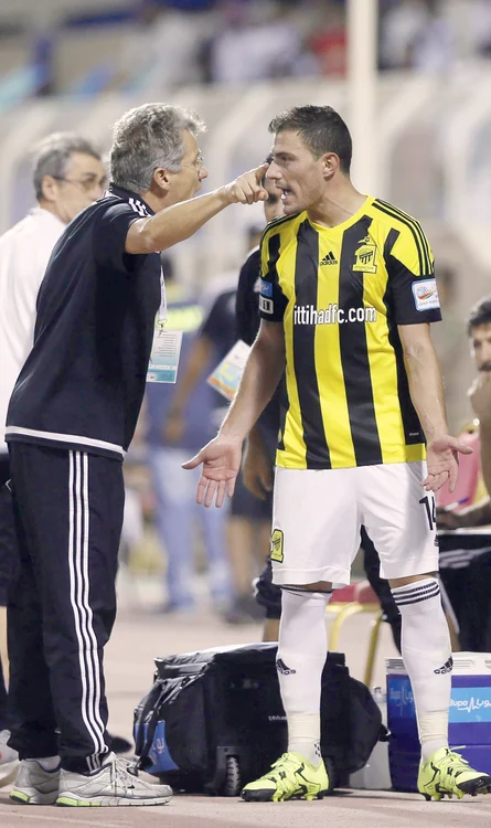 În 2001, într-un România – Italia încheiat 0-2 în preliminariile Mondialului din 2002, Boloni a fost la un pas să fie linşat de Ionel Ganea, la echipa naţională