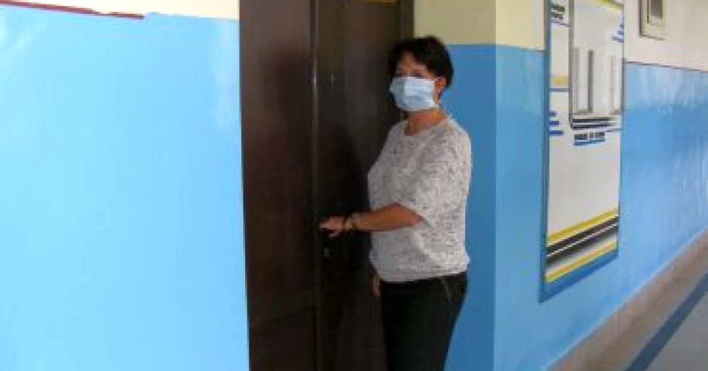Alba Iulia: UPDATE Elevi de la Colegiul „Horea, Cloşca şi Crişan“, izolaţi la domiciliu din cauza gripei porcine