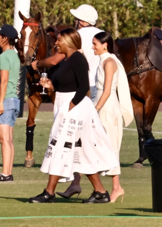Meghan Markle și Serena William foto profimedia jpg