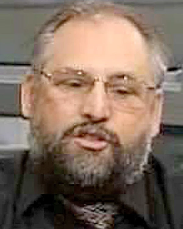 Pastorul Mark Blitz vorbeşte despre “luna însângerată”