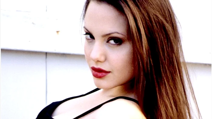 Angelina Jolie are un trecut tumultuosfoto: Arhiva personală