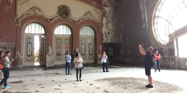 Cazinoul din Constanţa în paragină - iunie 2017 Foto Sînziana Ionescu