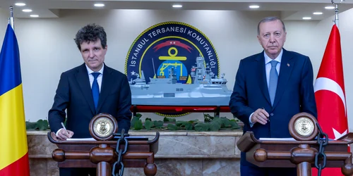 nicusor dan și erdogan png