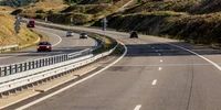 Autostrada Bulgaria - masina - vacanta FOTO Shutterstock 