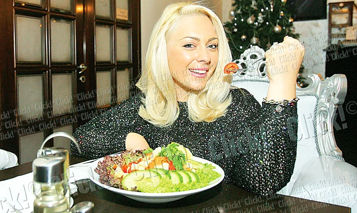 A născut o fetiţă în toamna anului trecut. Când a intrat în sala de naşteri avea 105 kg