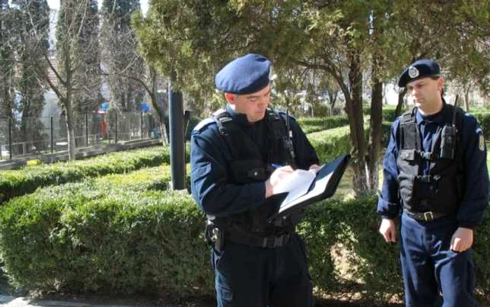 Foto Arhiva Jandarmii vor acţiona în zonele aglomerate 