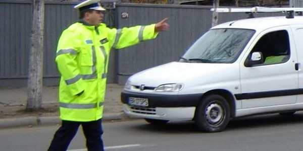 Polițiștii rutieri au aplicat sancțiuni 