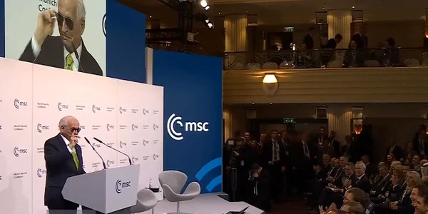 Gluma gacuta la adresa lui Macron la Munchen FOTO captura X Timothy Spin png
