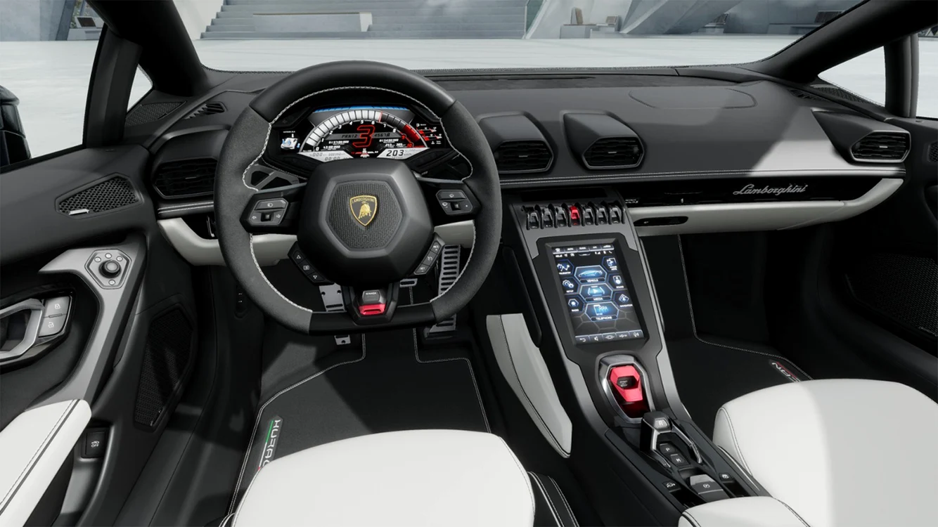 Și-a dorit ca bolidul să fie negru cu interior alb