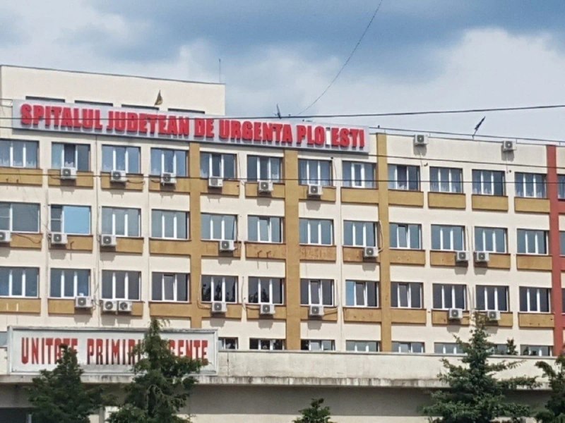 Bătrânii internați, uitați de familie. Ei stau în spital și câte șase luni. „Nu i-au mai vrut acasă“