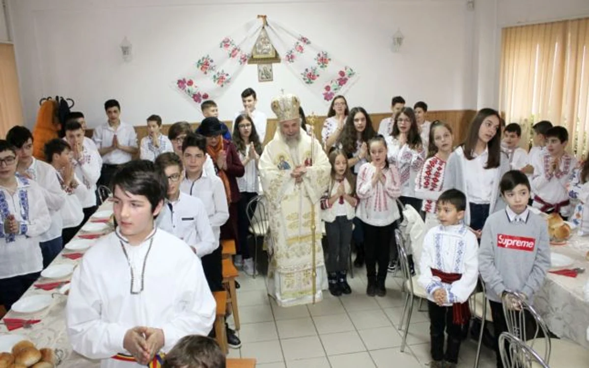 Sărbătorirea Sf Antonie cel Mare la Galaţi FOTO Costiuc Petrică