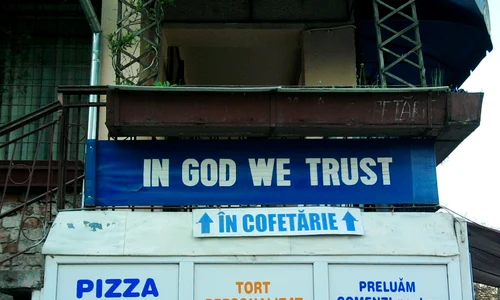 Cu ochii n 3,14 jpeg